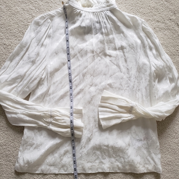 NWT Topshop Jacquard Ruffle Neck Blouse In Ivory sz6 - Picture 11 of 16